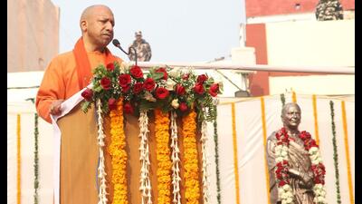 Uttar Pradesh CM Yogi Adityanath speaking after unveiling a statue of former freedom fighter and social worker Kamala Bahuguna in Prayagraj on Jan 10. (HT photo) Uttar Pradesh CM Yogi Adityanath speaking after unveiling a statue of former freedom fighter and social worker Kamala Bahuguna in Prayagraj on Jan 10. (HT photo)