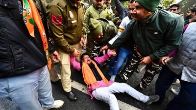 Delhi police detains Delhi BJP activists during the protest against AAP national convener Arvind Kejriwal outside his residence in New Delhi on Friday, (Raj K Raj/HT photo) Delhi police detains Delhi BJP activists during the protest against AAP national convener Arvind Kejriwal outside his residence in New Delhi on Friday, (Raj K Raj/HT photo)