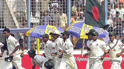 Bangladesh players take a lap of the ground after winning their first Test match by beating Zimbabwe in Chittagong. (Getty Images) Bangladesh players take a lap of the ground after winning their first Test match by beating Zimbabwe in Chittagong. (Getty Images)