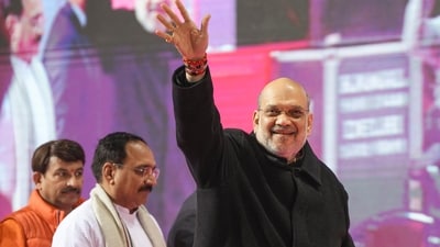 Union home minister Amit Shah arrives to address the 'Jhuggi Pradhan Sammelan', in New Delhi. (PTI) Union home minister Amit Shah arrives to address the 'Jhuggi Pradhan Sammelan', in New Delhi. (PTI)