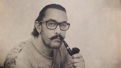 Aamir Khan quits smoking ahead of son Junaid Khan's Loveyapa release. Aamir Khan quits smoking ahead of son Junaid Khan's Loveyapa release.