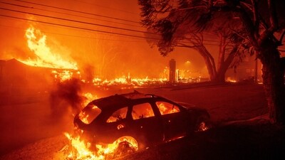 While California in Western US fights unprecedented wildfires, southern parts of the country woke up to rare snow storm in a stark contrast of weather across the country. In pic: The Palisades Fire burns vehicles and structures in the Pacific Palisades neighborhood of Los Angeles, Jan. 7, 2025. (AP) While California in Western US fights unprecedented wildfires, southern parts of the country woke up to rare snow storm in a stark contrast of weather across the country. In pic: The Palisades Fire burns vehicles and structures in the Pacific Palisades neighborhood of Los Angeles, Jan. 7, 2025. (AP)