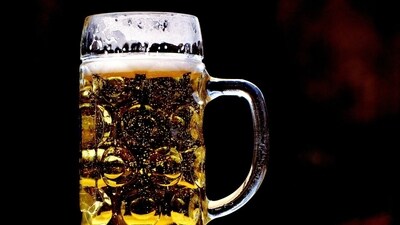 Drinking a lot is indisputably bad for you (Pixabay) Drinking a lot is indisputably bad for you (Pixabay)