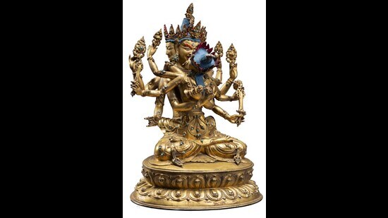 The 15th-century Tibetan statuette of a three-headed deity. (Erik and Petra Hesmerg via Rijksmuseum)