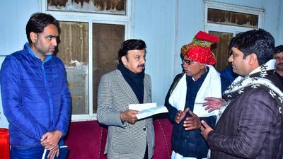 Haryana minister Rao Narbir Singh inaugurates a night shelter in Gurugram on Sunday. (HT Photo) Haryana minister Rao Narbir Singh inaugurates a night shelter in Gurugram on Sunday. (HT Photo)