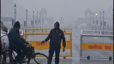 Maximum temperature likely to hover around 17°C (ANI) Maximum temperature likely to hover around 17°C (ANI)