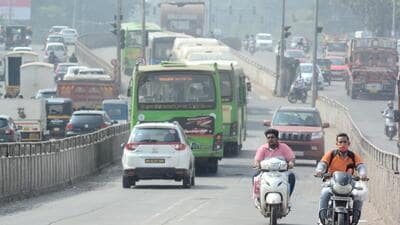 Reckless driving, particularly by heavy vehicle drivers, remains a significant concern. (HT FILE) Reckless driving, particularly by heavy vehicle drivers, remains a significant concern. (HT FILE)