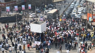 Traffic was affected due to the protests (Santosh Kumar) Traffic was affected due to the protests (Santosh Kumar)
