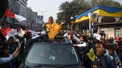 Purnea MP Pappu Yadav joined the protesters (Santosh Kumar) Purnea MP Pappu Yadav joined the protesters (Santosh Kumar)