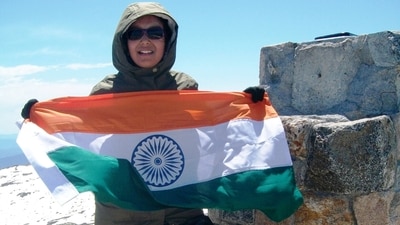 Kaamya Karthikeyan is the youngest woman to have climbed all the highest peaks across 7 continents.