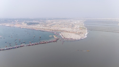 Prayagraj: Devotees at Sangam ahead of Maha Kumbh Mela 2025, in Prayagraj, Saturday, Jan. 11, 2024. (PTI Photo)(PTI01_12_2025_000057B) (PTI) Prayagraj: Devotees at Sangam ahead of Maha Kumbh Mela 2025, in Prayagraj, Saturday, Jan. 11, 2024. (PTI Photo)(PTI01_12_2025_000057B) (PTI)
