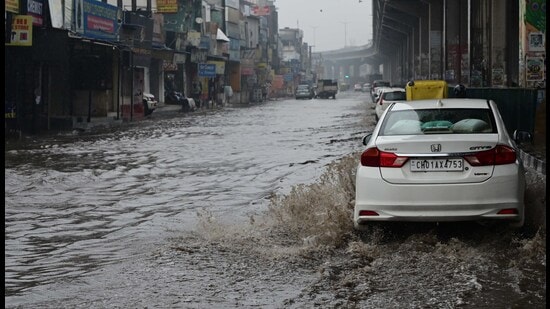 According to the India Meteorological Department (IMD), 18.4 mm rain was received overnight and 5.5 mm later during the day on Sunday, taking the total precipitation to 23.9 mm. At 65 mm, January 7, 2017, holds the record for the wettest January day in Chandigarh’s history. (Keshav Singh/HT)