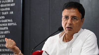senior congress leader Randeep Surjewala interacting with media on Fertilizers(DAP) shortage issue in Haryana and Punjab at Chandigarh Press club on Thursday, November 07, 2024. Photo by Ravi Kumar /Hindustan Times senior congress leader Randeep Surjewala interacting with media on Fertilizers(DAP) shortage issue in Haryana and Punjab at Chandigarh Press club on Thursday, November 07, 2024. Photo by Ravi Kumar /Hindustan Times