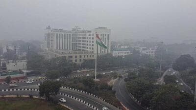Delhi’s minimum stood at 9.4°C, which was two degrees above normal. (ANI photo) Delhi’s minimum stood at 9.4°C, which was two degrees above normal. (ANI photo)