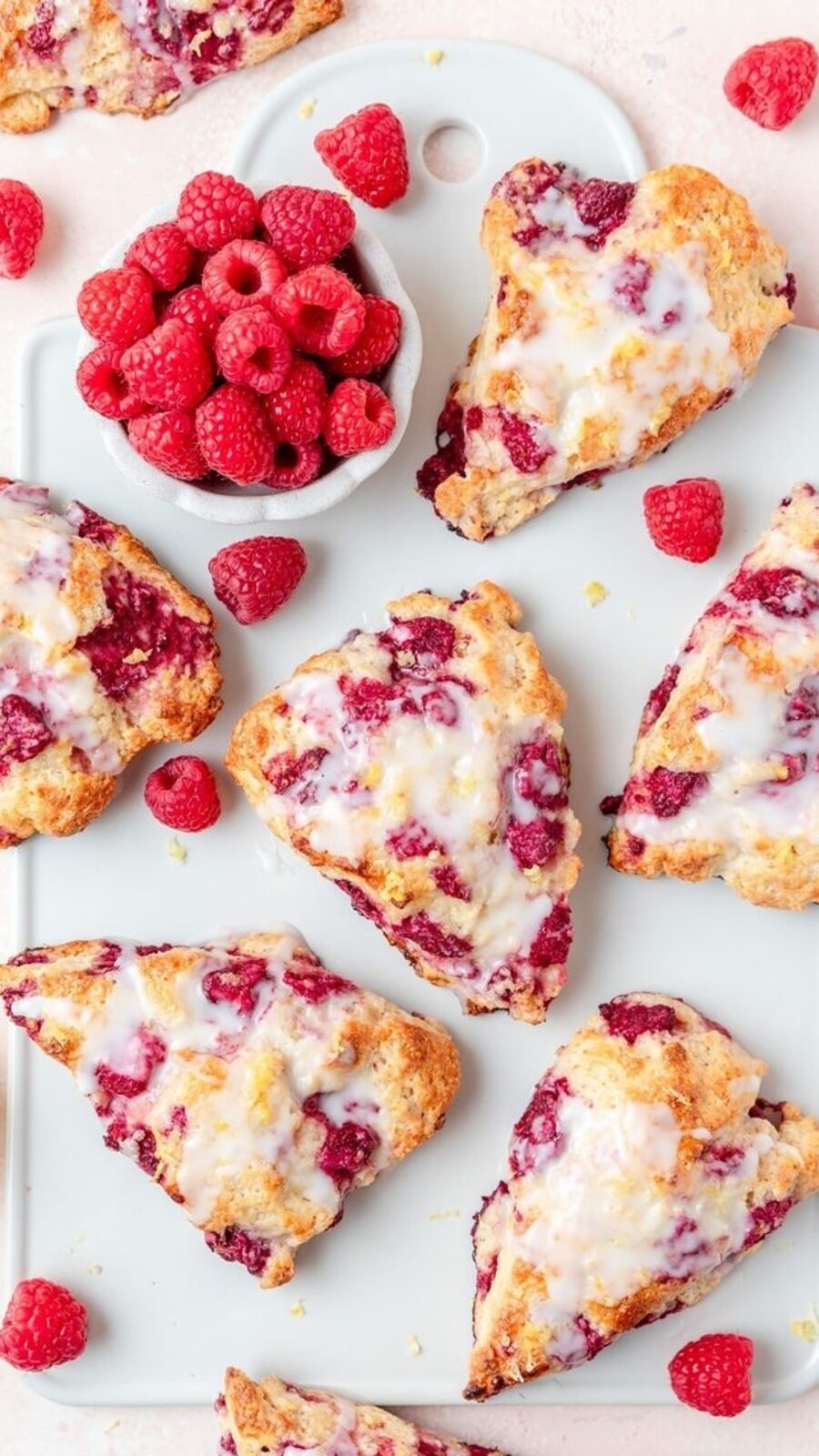 Raspberry_Sour_Cream_Scones