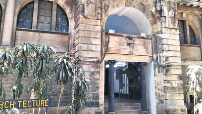 Visiting faculty of JJ Architecture College upset about not being paid for a year Visiting faculty of JJ Architecture College upset about not being paid for a year