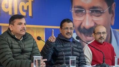 AAP chief Arvind Kejriwal addresses a press conference alongside AAP leaders. (RAJ K RAJ /HT PHOTO) AAP chief Arvind Kejriwal addresses a press conference alongside AAP leaders. (RAJ K RAJ /HT PHOTO)