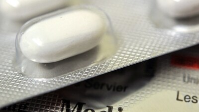 The All Food and Drug Licence Holders Foundation (AFDLHF), which represents over 150 vendors of drugs and medical consumables, on Monday stopped supply of medicines to 27 hospitals run by the Brihanmumbai Municipal Corporation (BMC) (AFP) The All Food and Drug Licence Holders Foundation (AFDLHF), which represents over 150 vendors of drugs and medical consumables, on Monday stopped supply of medicines to 27 hospitals run by the Brihanmumbai Municipal Corporation (BMC) (AFP)