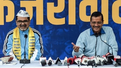 File Photo: Awadh Ojha joins the Aam Aadmi Party (AAP) in the presence of party National Convenor Arvind Kejriwal during a press conference, in New Delhi. (ANI)