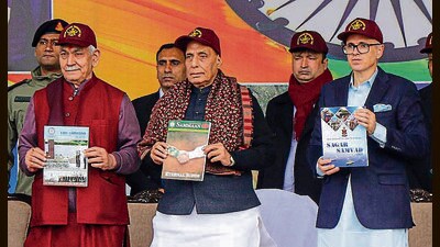 Defence minister Rajnath Singh flanked by J&K lieutenant governor Manoj Sinha and chief minister Omar Abdullah during Armed Forces Veterans’ Day function at Akhnoor in Jammu on Tuesday. (PTI) Defence minister Rajnath Singh flanked by J&K lieutenant governor Manoj Sinha and chief minister Omar Abdullah during Armed Forces Veterans’ Day function at Akhnoor in Jammu on Tuesday. (PTI)