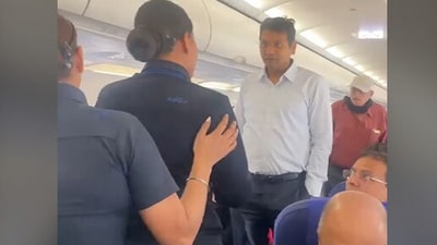Passenger slammed IndiGo for 5-hour delay. (LinkedIn/Ritham Bhattacharjee)