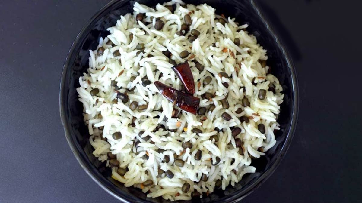 Urad Dal Khichdi Urad Dal Khichdi
