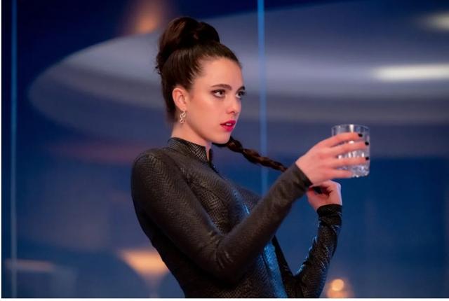 Margaret Qualley as Sue (MUBI)