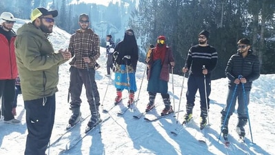 Snow adventures await in J&K: Discover the hidden ski slopes of Guldanda in Bhaderwah. (Image by X/ShowkatKoshur06) Snow adventures await in J&K: Discover the hidden ski slopes of Guldanda in Bhaderwah. (Image by X/ShowkatKoshur06)