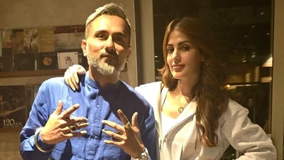 Honey Singh will be part of Rhea Chakraborty's podcast. Honey Singh will be part of Rhea Chakraborty's podcast.