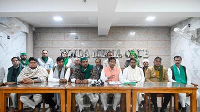 Sanyukt Kisan Morcha (SKM) leaders address a press conference at Noida media club in Sector 29, on Wednesday, to refute allegations made by the breakaway faction. (Sunil Ghosh/HT Photo) Sanyukt Kisan Morcha (SKM) leaders address a press conference at Noida media club in Sector 29, on Wednesday, to refute allegations made by the breakaway faction. (Sunil Ghosh/HT Photo)