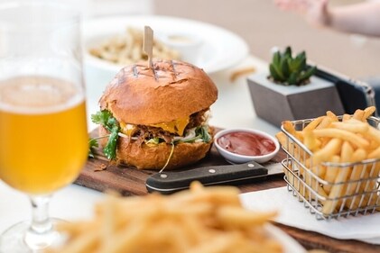 Unhealthy diet. (Unsplash)