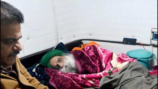 Jagjit Singh Dallewal, who is the convener of the Samyukta Kisan Morcha (SKM) (non-political), began his indefinite hunger strike on November 26, 2024. (HT file photo)