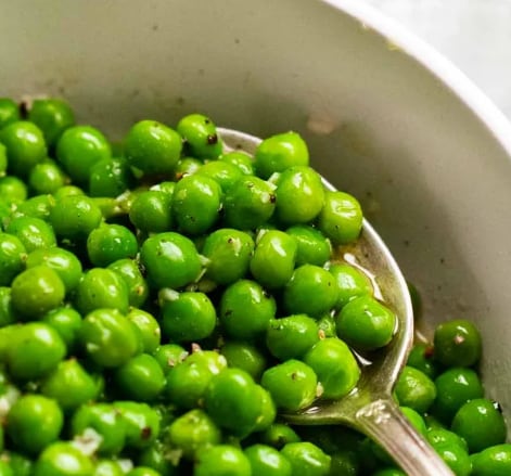 Garlic buttered peas(Photo: Recipe Tin Eats)