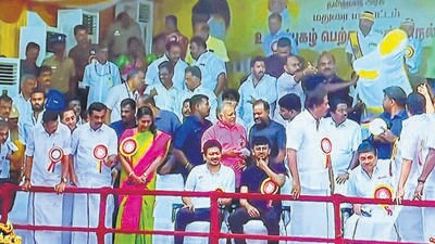 Annamalai posted a video on X to say that Udhayanidhi removed Madurai district collector MS Sangeetha from the stage to allow Inbanidhi’s friends to occupy space on the stage (AIADMK/x) Annamalai posted a video on X to say that Udhayanidhi removed Madurai district collector MS Sangeetha from the stage to allow Inbanidhi’s friends to occupy space on the stage (AIADMK/x)