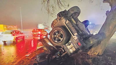 The overturned Thar at the spot of the accident. (HT Photo) The overturned Thar at the spot of the accident. (HT Photo)