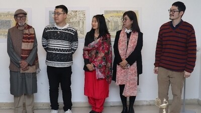 Hyungmee Lee, Hyunwook Park, Jain Gu and Youngbin Lee from South Korea with chief guest Jai Kishan Agarwal Hyungmee Lee, Hyunwook Park, Jain Gu and Youngbin Lee from South Korea with chief guest Jai Kishan Agarwal