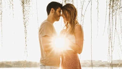 Daily Love and Relationship Horoscope 2025: Find out love predictions for January 17.