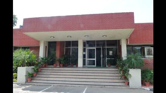 In October last year, Chandigarh administrator Gulab Chand Kataria had re-constituted the board for a period of three years. (HT)