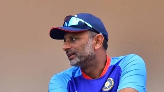 Kotak's reported appointment comes at a time of uncertainty within the Indian squad following a forgettable 2024/25 season after their T20 World Cup victory. (KSCA)