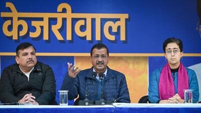AAP national convener Arvind Kejriwal (centre) flanked by party leaders Sanjay Singh and Atishi in New Delhi. (Sanchit Khanna/ HT Photo) AAP national convener Arvind Kejriwal (centre) flanked by party leaders Sanjay Singh and Atishi in New Delhi. (Sanchit Khanna/ HT Photo)