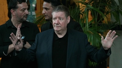 (FILES) Geoff Payne (C), the father of One Direction pop singer Liam Payne, gestures as he visits the place where fans paid tribute to his late son outside the CasaSur Hotel in Buenos Aires on October 18, 2024. (Photo by JUAN MABROMATA / AFP) (AFP) (FILES) Geoff Payne (C), the father of One Direction pop singer Liam Payne, gestures as he visits the place where fans paid tribute to his late son outside the CasaSur Hotel in Buenos Aires on October 18, 2024. (Photo by JUAN MABROMATA / AFP) (AFP)