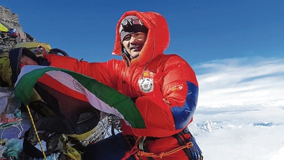 Skalzang Rigzin, 43. Skalzang Rigzin, 43.