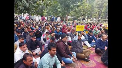 Strike of class 4 contractual employees of PGIMS Rohtak entered its fifth day on Friday. (HT Photo)