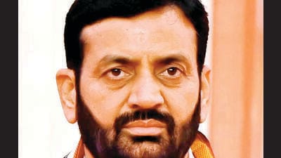 The Haryana government, headed by Naib Singh Saini, has identified 370 patwaris, including 27 in Gururgam, who were found engaged in corruption and malpractices while doing official work. (FILE PHOTO) The Haryana government, headed by Naib Singh Saini, has identified 370 patwaris, including 27 in Gururgam, who were found engaged in corruption and malpractices while doing official work. (FILE PHOTO)