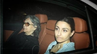 Sharmila Tagore and Soha Ali Khan arrive at Lilavati Hospital to check on Saif Ali Khan. Sharmila Tagore and Soha Ali Khan arrive at Lilavati Hospital to check on Saif Ali Khan.