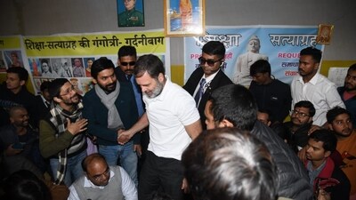 Congress leader Rahul Gandhi meets protestors during a dharna to protest against alleged paper leak and irregularities in the BPSC 70th Integrated Combined Competitive Examination (CCE) 2024 at Gardanibag, in Patna. (Santosh Kumar) Congress leader Rahul Gandhi meets protestors during a dharna to protest against alleged paper leak and irregularities in the BPSC 70th Integrated Combined Competitive Examination (CCE) 2024 at Gardanibag, in Patna. (Santosh Kumar)