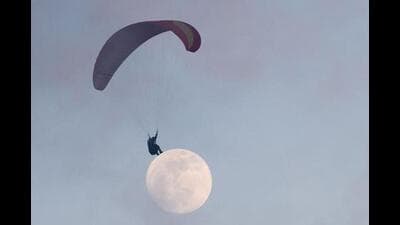 Following violations, paragliding at the Gadsa site in Kullu was banned in January 2023 which was lifted in February 2023. (Picture only for representational purpose)