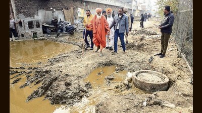 Rajya Sabha member Balbir Singh Seechewal during a visit to the Tajpur Road dairy complex in Ludhiana on Saturday. (Hindustan Times)