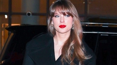 Taylor Swift, who stepped out in bright spirits, accessorized her handbag with a sophisticated black miniskirt that shimmered in the city lights. (X) Taylor Swift, who stepped out in bright spirits, accessorized her handbag with a sophisticated black miniskirt that shimmered in the city lights. (X)