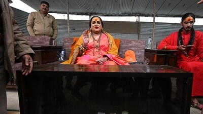The Mahakumbh is anticipated to attract some 450 million devotees over 45 days, which would probably lead to a boom in the local economy, particularly in the travel and hospitality sector. (Hindustan Times/Deepak Gupta)